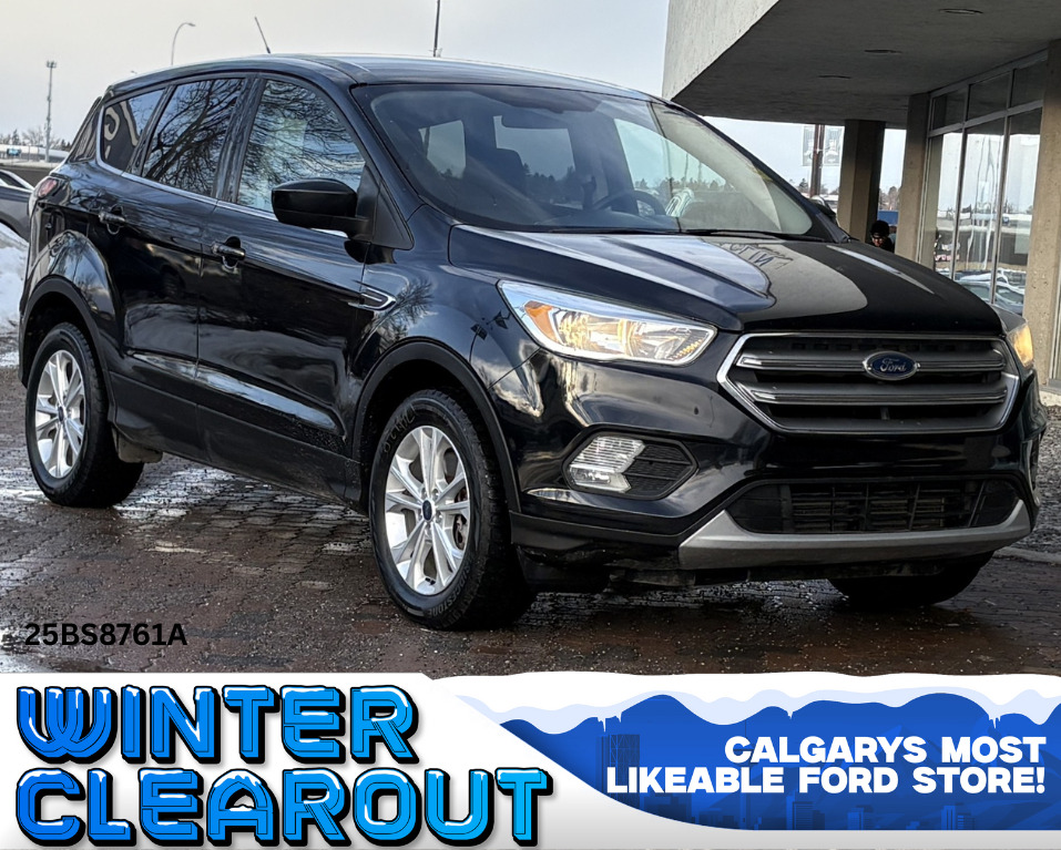 2017 Ford Escape SE 4WD | HTD SEATS | REV CAM | TOW PKG