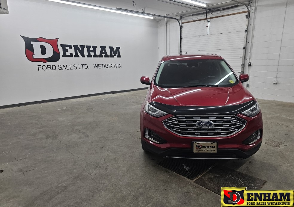 2021 Ford Edge 