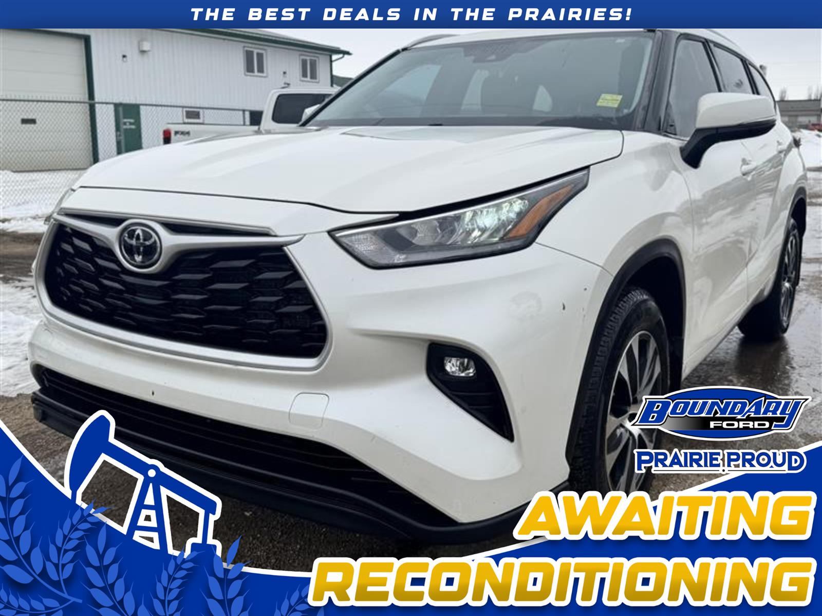 2021 Toyota Highlander XLE AWD 8 PASSENGER | HEATED LEATHER | SUNROOF