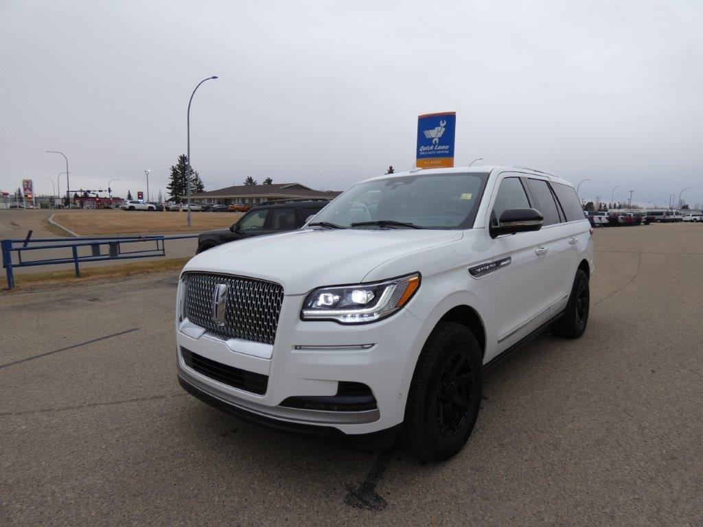 2022 Lincoln Navigator 