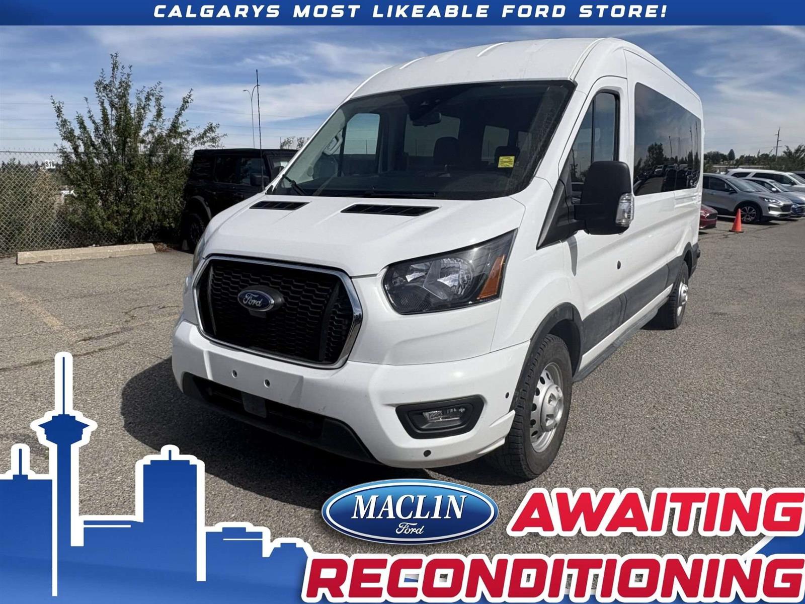2024 Ford Transit-Passenger-Wagon XLT AWD 15 PASSENGER