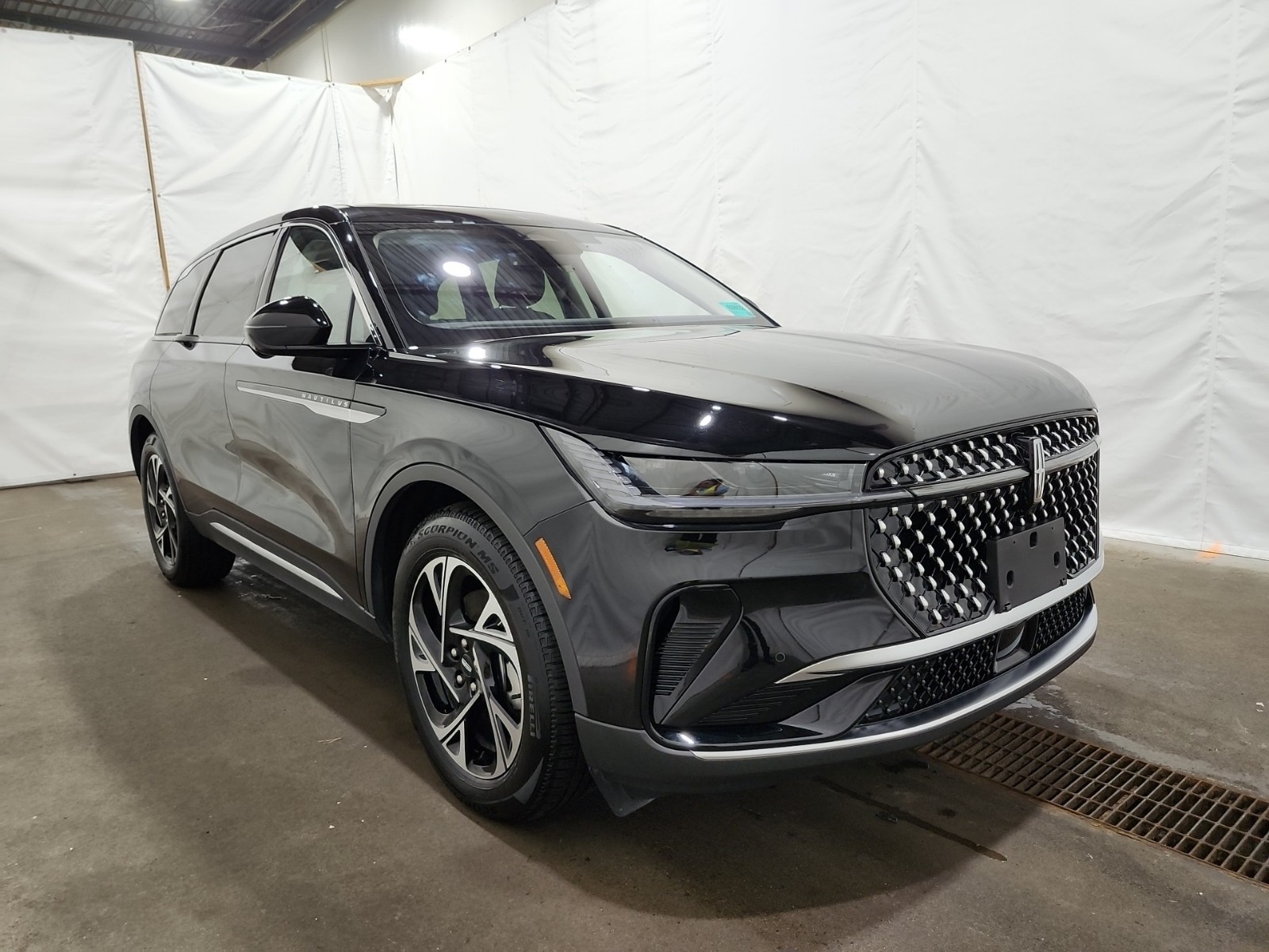 2025 Lincoln Nautilus 