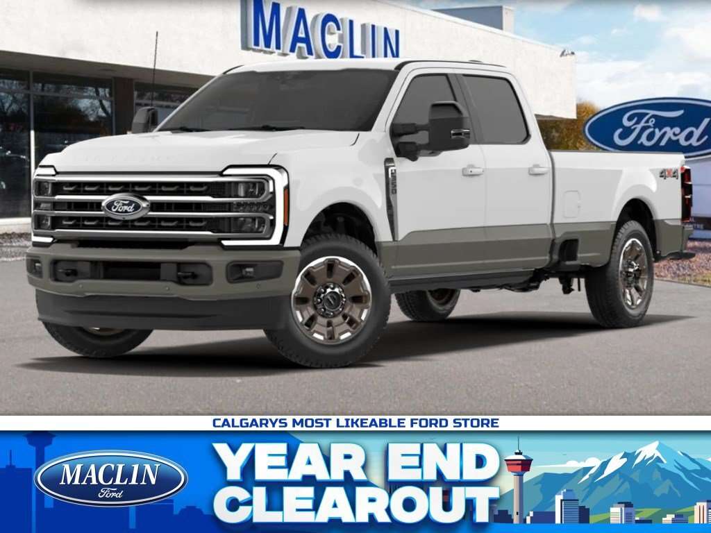 2027 Ford F-350 | 710A: PWRD RUNNING BOARD | MOONROOF
