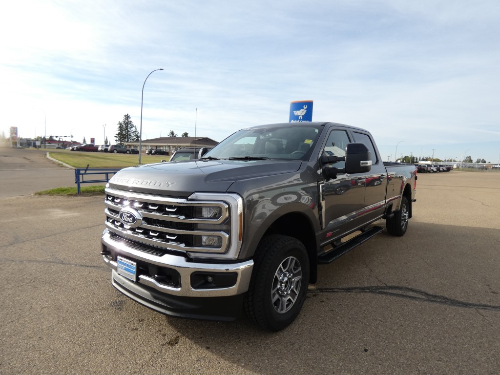 2027 Ford F-350 LARIAT